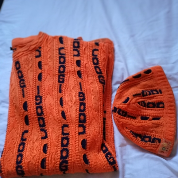 Coogi - Picture 2 of 4